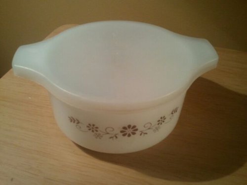 Vintage Dynaware Pyrorey - 1-1/2 Cup - Casserole - White with Brown Flowers