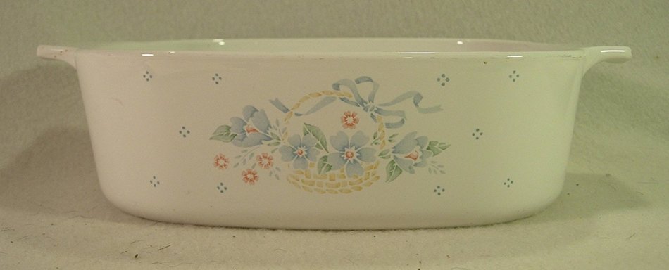 Corning Ware Country Cornflower Pattern Casserole A-2-B, no lid 2 quart capacity