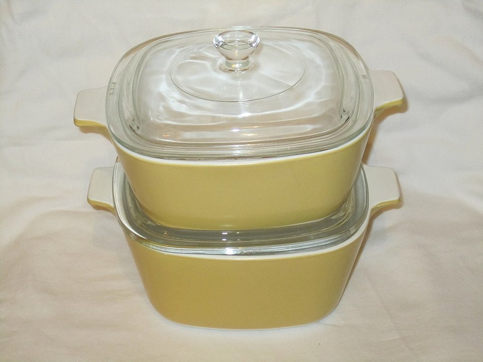 4 PIECE SET - Vintage Corning Ware Harvest Gold Covered 1 1/2 & 1 3/4 Qrt Casserole Baking Dishes