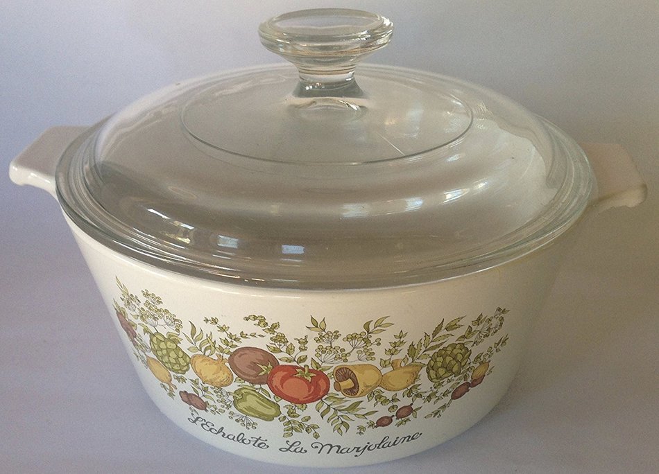 Corning Ware B-1 3/4-B Spice of Life "L'Echalote La Marjolaine" 8" Round Bakeware Set with Lid