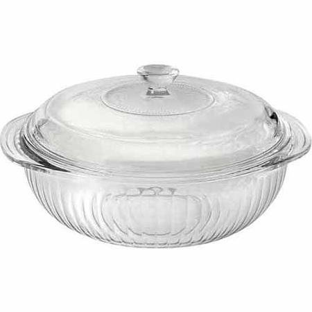 Pyrex Contemporary Sculpted 2-Quart Casserole Dish with Glass Lid, Slips And Spills Free