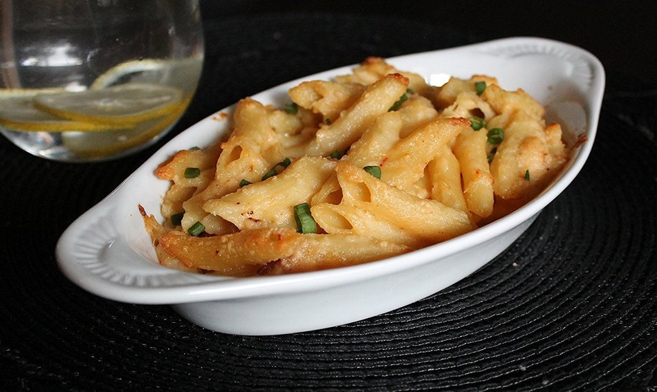 CAC Ceramic Oval Rarebit / Au Gratin Baking Dish with Pan Scraper, Set of 4, Pure White (15 Ounce) N5