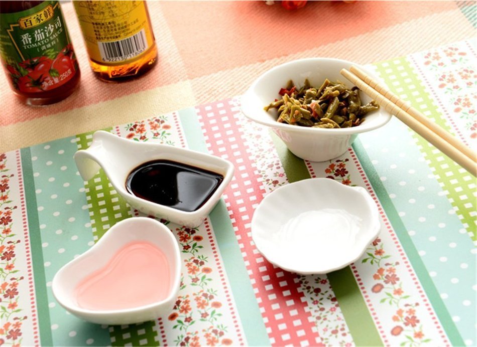 Elufly White Porcelain Mini Heart Dish 3'' Set of 2-8 (4) N3