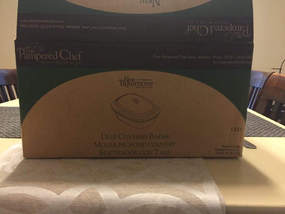 The Pampered Chef Deep Covered Baker for Oven and/or Microwave