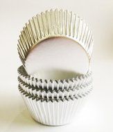 Baking Cups 100 Pieces
