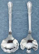KINDWER Beaded Serving Set, Large, Silver N2