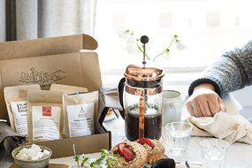 Bean Box Gourmet Coffee Sampler - (fresh roasted coffee gift box, specialty whole bean, 4 handpicked roasts, personalized... N2