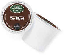 Keurig Light Roast K-Cup Coffee Variety Pack Bundle with Starbucks Veranda Blonde, Green Mountain Our Blend, Faro... N8