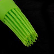 uxcell Silicone Round Shape Heat Resistant BBQ Utensil Cream Basting Brush Red Clear N11