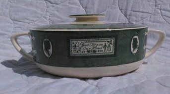 Royal China Company Old Homestead Pattern Casserole With Lid