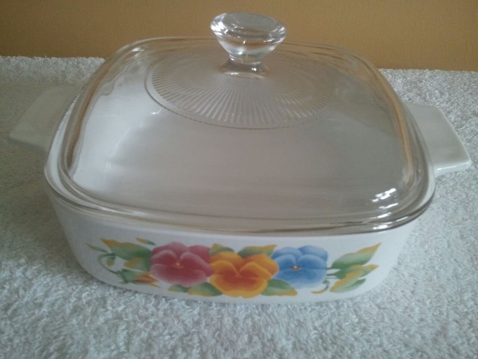 Vintage Corning Ware Summer Blush Casserole Dish with Lid 1 Liter Collectible Rare