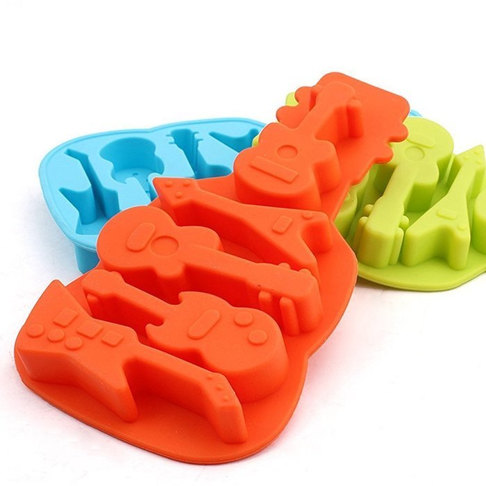 Vivian 5 Cavity Guitar Silicone Fondant Mold Chocolate Decorative Mould N3
