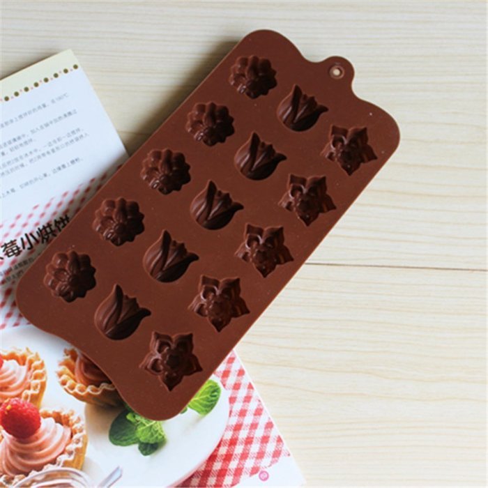 Witkey 24 Cavity Maple Leaves Ice Cube Tray Fondant Silicone Mold Sugar Mold Candy Molds Chocolate Cake Molds... N9