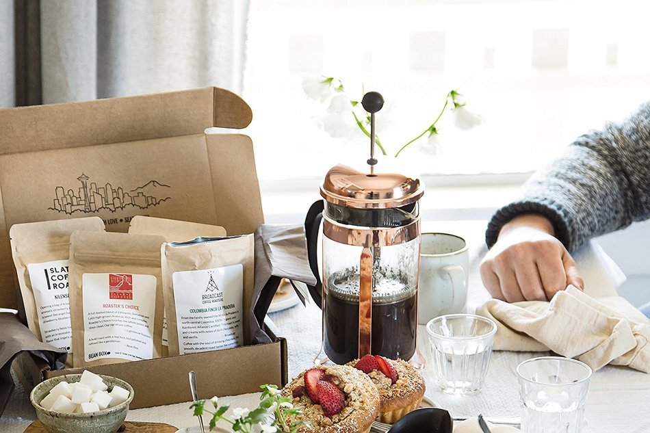 Bean Box Gourmet Coffee Sampler - (fresh roasted coffee gift box, specialty whole bean, 4 handpicked roasts, personalized... N2