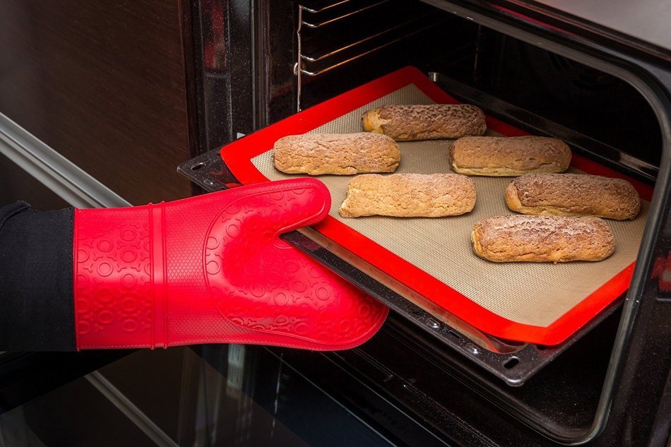 Silicone Oven Mitt & Baking Mat, Heat Resistant Kitchen Gloves and Baking Mat for Cooking, Baking, Barbeque, Grilling N3