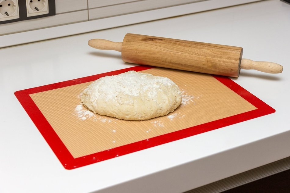 Silicone Oven Mitt & Baking Mat, Heat Resistant Kitchen Gloves and Baking Mat for Cooking, Baking, Barbeque, Grilling N5