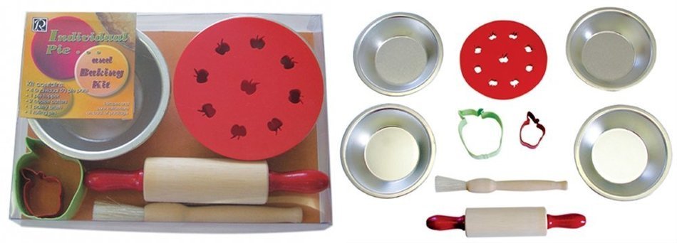 R& M International Individual Apple Pie and Baking Set