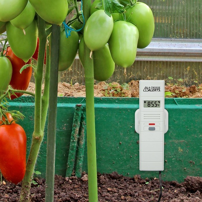 La Crosse Technology 926-25101-GH La Crosse Alerts 926-25101-GH Greenhouse Monitoring System with Dry Probe for... N5