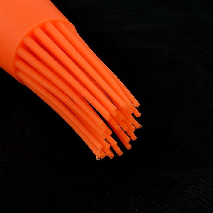 uxcell Silicone Round Shape Heat Resistant BBQ Utensil Cream Basting Brush Red Clear N9