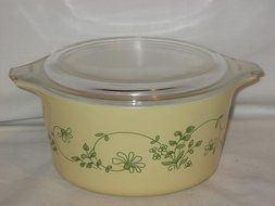 Vintage Pyrex Pale Yellow &amp; Green Shenandoah 1 Quart Casserole Baking Dish w/ Lid