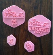DESIGNER FASHION HANDBAG LOGO COOKIE CUTTER MOLD FOR CANDY CHOCOLATE FONDANT N4