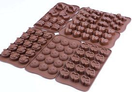 Bekith Silicone Gel Non-stick Chocolate, Jelly and Candy Mold, Cake Baking Mold (Set of 6)
