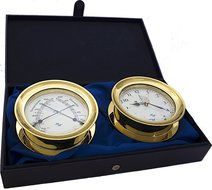 American Flag 5.85 Windlass Gift Set presented in a Leather Finish Felt Lined Gift Box with Clock and Comfort...