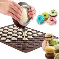 YOFAN Silicone Macaron Baking Mold Set with Decoration Pen Set , Butter Squeezer Macaroon Baking Kit N2