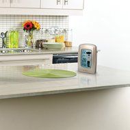 AcuRite 00827 What-to-Wear Wireless Weather Forecaster N2