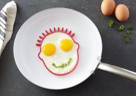 Market Day Fun Face Egg Mold - Bring Creativities to Your Daily Consumed Eggs - Easy to Clean &amp; 100% Safe - Kids... N4