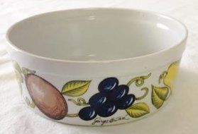 Vintage 1960's Georges Briard Ovenware Casserole Dish - Vine Yard (6.5" Wide)