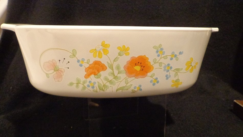 Corning Ware Wild Flowers 2 QT casserole dish A-2-B Corning Ware Medium Casserole