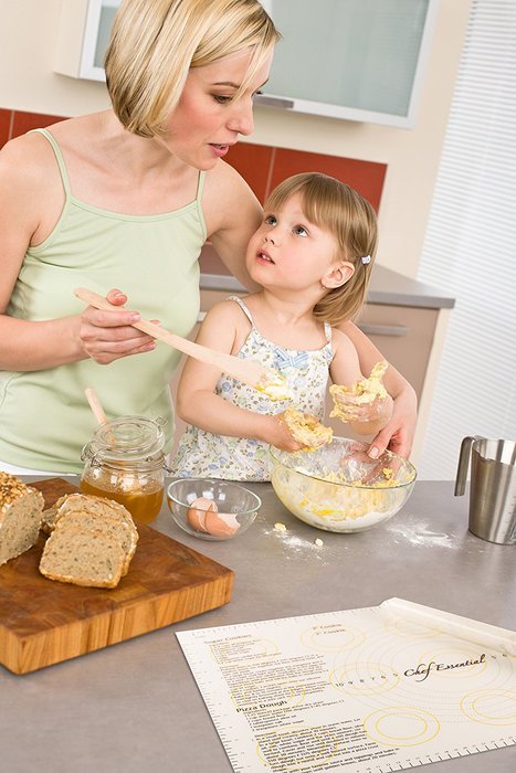 Silicone Pastry Mat Extra Large with Measurements and Recipes, 14.9 x 23.3" By Chef Essential N4
