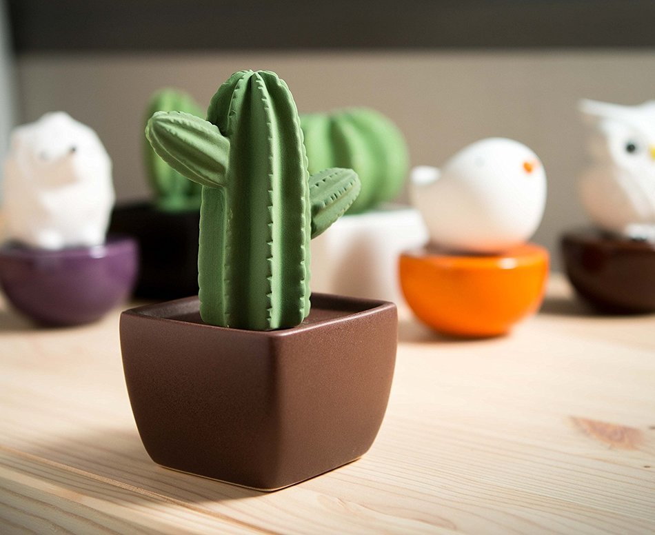 Ceramic fragrance diffuser for aromatherapy and decorate your place.Spiky Hedgehog(Purple vase) N8