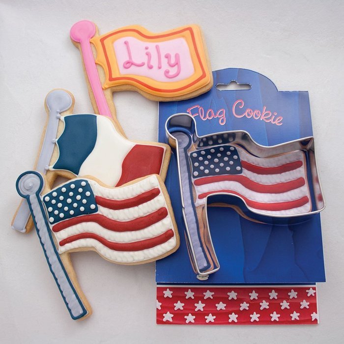 Flag Cookie and Fondant Cutter - Ann Clark - 4.4 Inches - US Tin Plated Steel N2