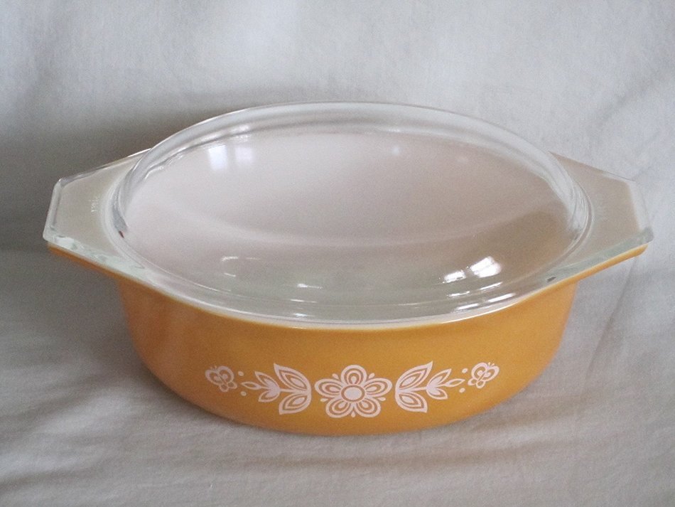 Vintage 1960-70s Pyrex " Butterfly Gold " Glass 1 1/2 Quart Cinderella Oval Casserole Dish w/ Lid