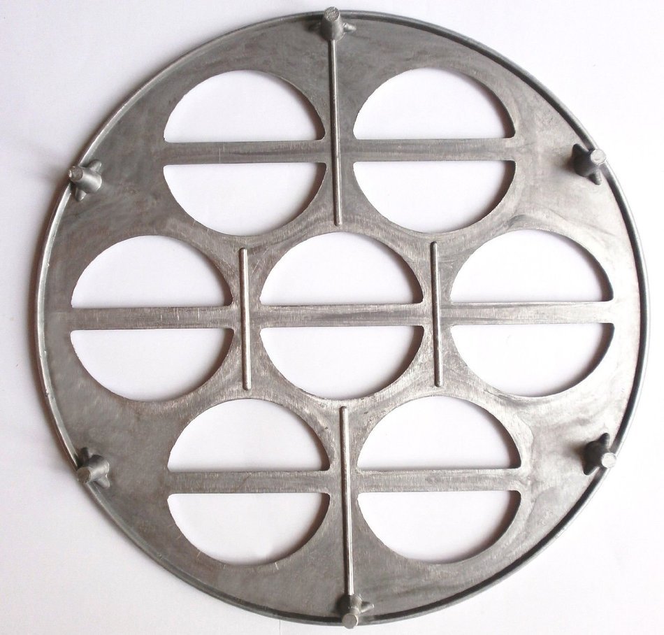 Dumpling Maker (Large Dumplings / Vareniki)