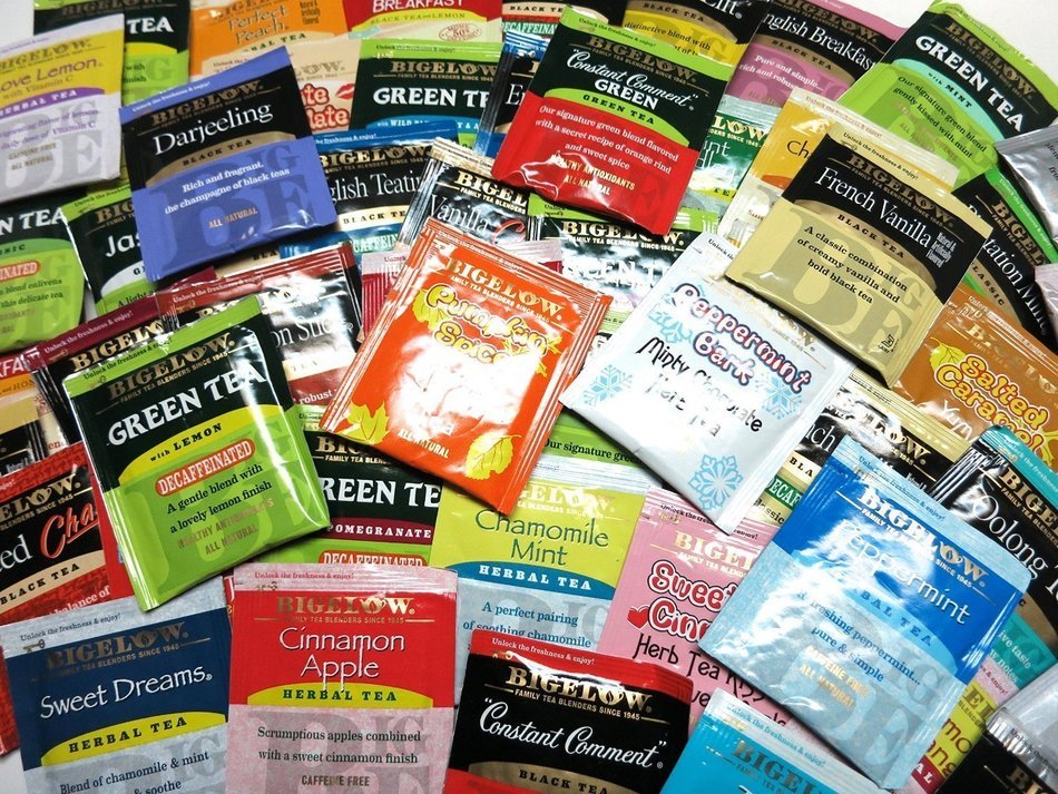 Bigelow Tea Sampler 54 Classic Flavor Assortment Tea Bags in Foil with Deliciously Rich Flavor Variations - Green... N12