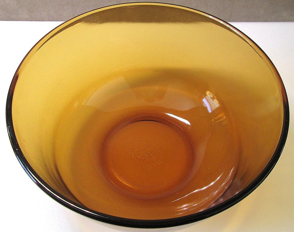 Anchor Hocking Fire King 2 Qt Amber Bowl or Casserole N2