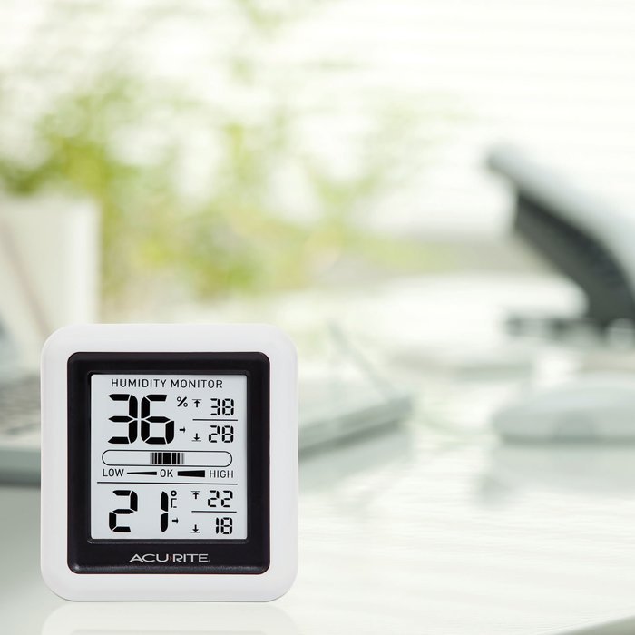 AcuRite 00422CASB Indoor Humidity Monitor N4