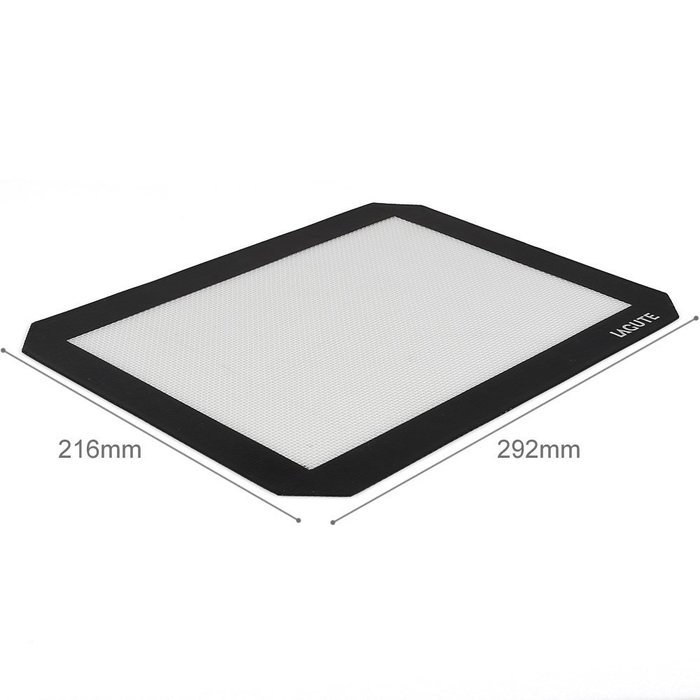 Lagute leChef Silicone Baking Mat (Black / 420*280*0.7mm) N21