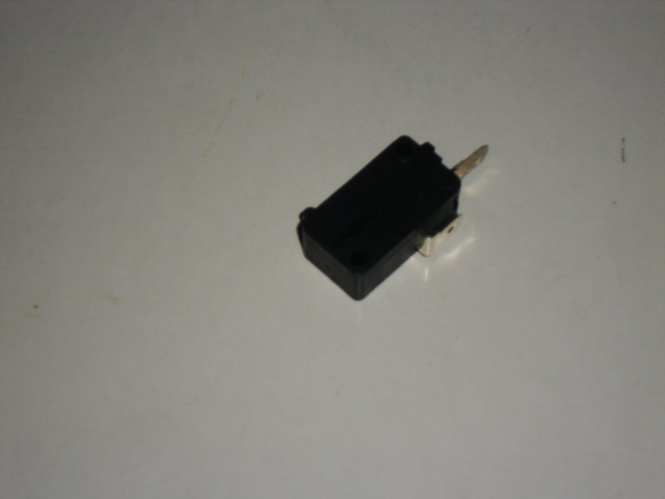 Oreck Lw100 Magnesium Upright Switch Part # 83071-01 N5