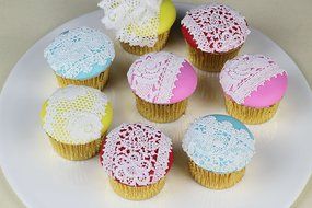 Versailles SLM026 Empire Cake Silicone Lace Mat Edible Sugar Mold - Extra Large N2