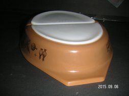 Vintage Pyrex Early American 1 1/2 Qt. Divided Casserole/Serving Dish