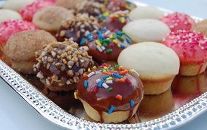 Bigear Silicone Mold Cupcake Pans Set of 2, One 12 Cup Size &amp; One 24 Cup Mini Size, Non stick Muffin Baking Pans... N4