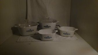 Corning Ware Cornflower Blue Square Casserole / No Lid ( 1 3/4 Quart ) ( P-1 3/4-B )