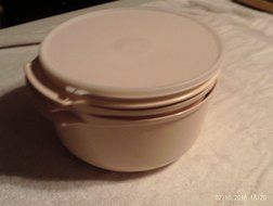 Tupperware Tupperwave Stack-Cooker Starter Set 4 pc Beige with Sheer Seal N2