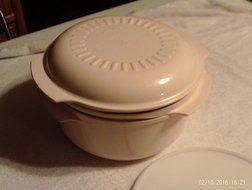 Tupperware Tupperwave Stack-Cooker Starter Set 4 pc Beige with Sheer Seal N4