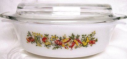 Anchor Hocking 1-1/2 Qt Covered Casserole - Vegetable Pattern
