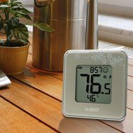 La Crosse Technology 302-604S Silver Indoor Digital Thermometer &amp; Hygrometer Station with MIN/MAX records &amp; Comfort...